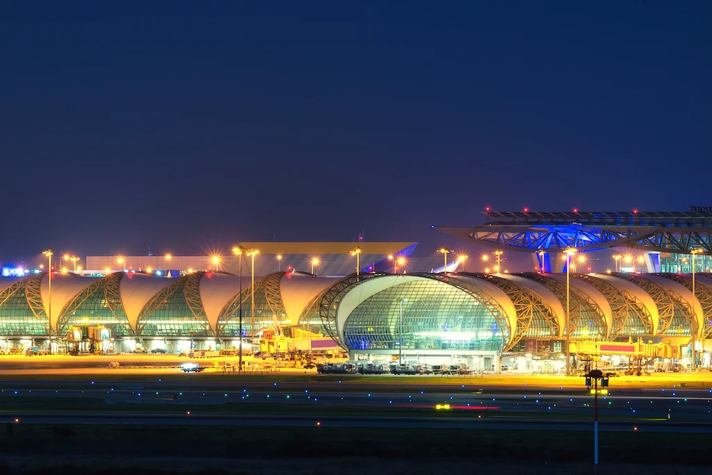 airport-night