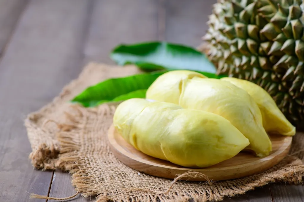 lava-durian-sisaket-on-wood-plate