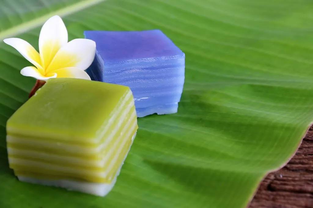 original-thai-dessert-khanom-chan-sweetmeat